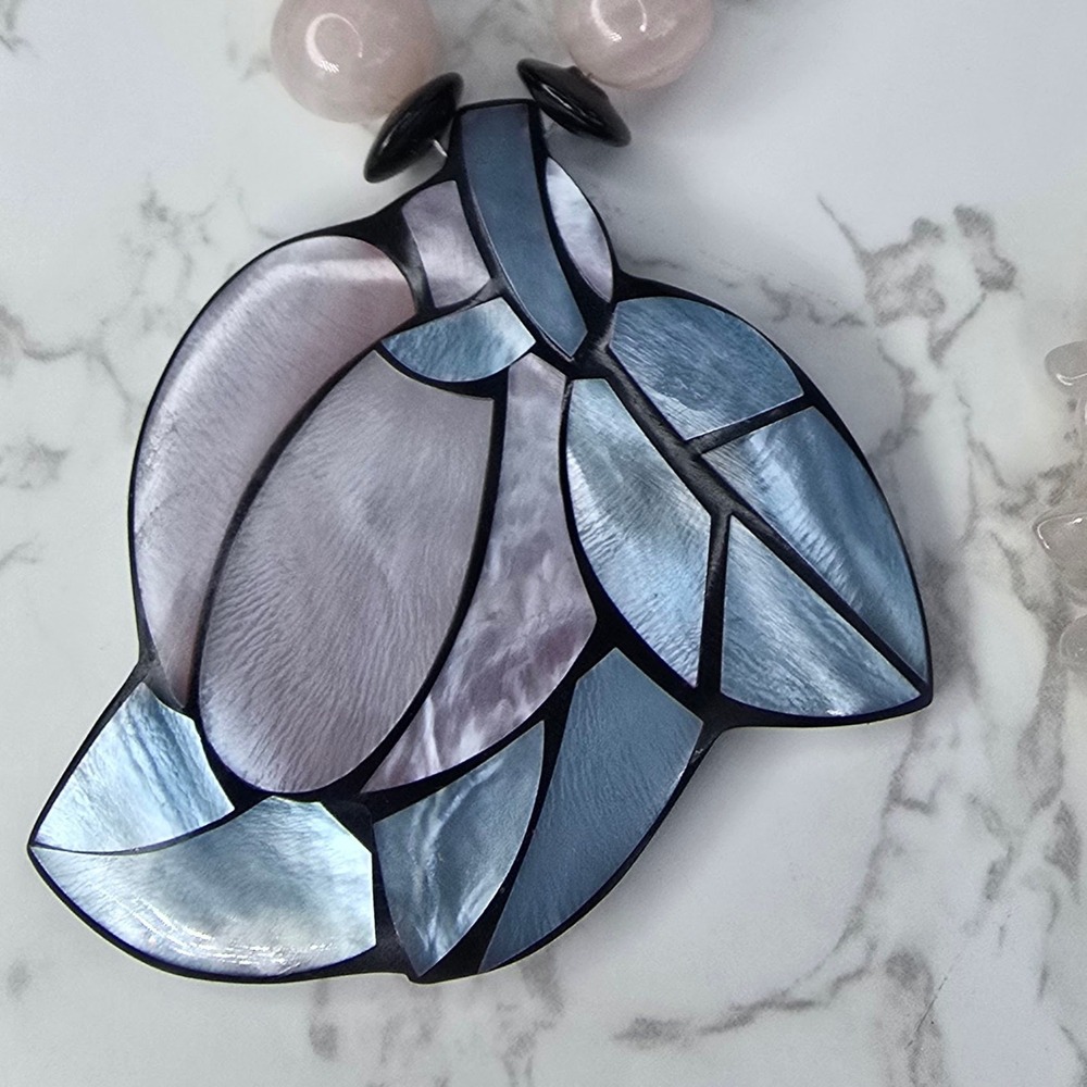 Lee Sands Mother of Pearl Mosaic Flower Pendant Rose Quartz Agate Necklace 22in - Picture 3 of 6